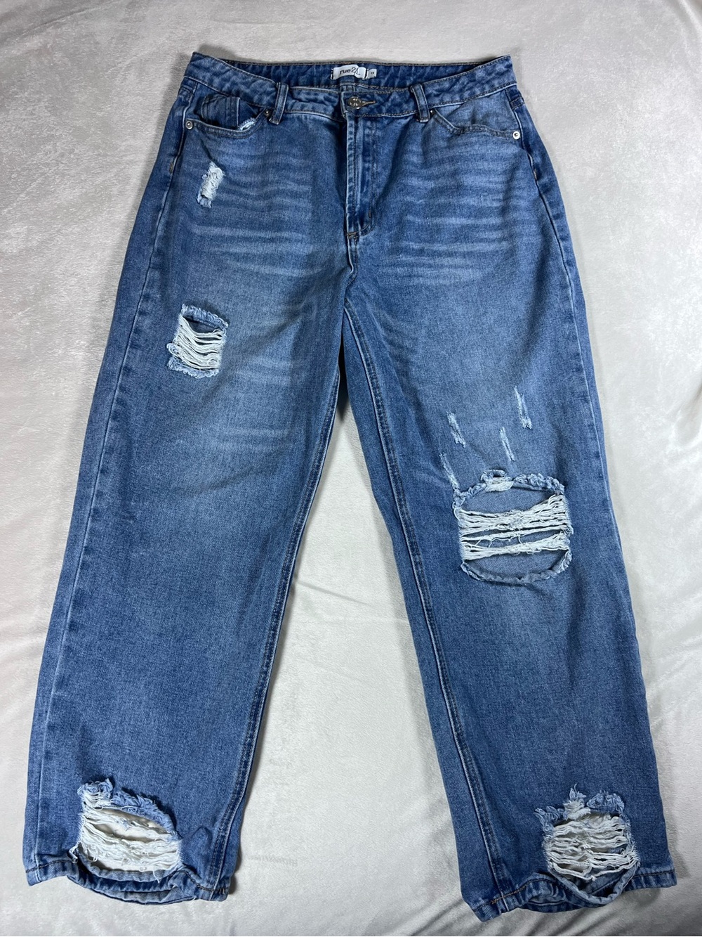 Y2K Rue21 Jeans Size 13 Blue Distressed Straight Leg Denim Jeans Pockets